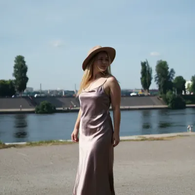 Grace, 37