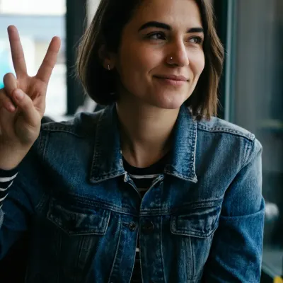 Анаит, 38