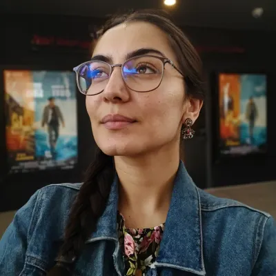 Камила, 27